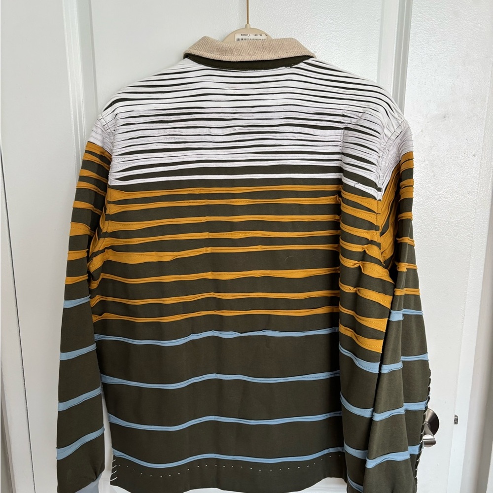 NWOT men’s sweatshirt - SoHo boutique - Picture 4 of 4